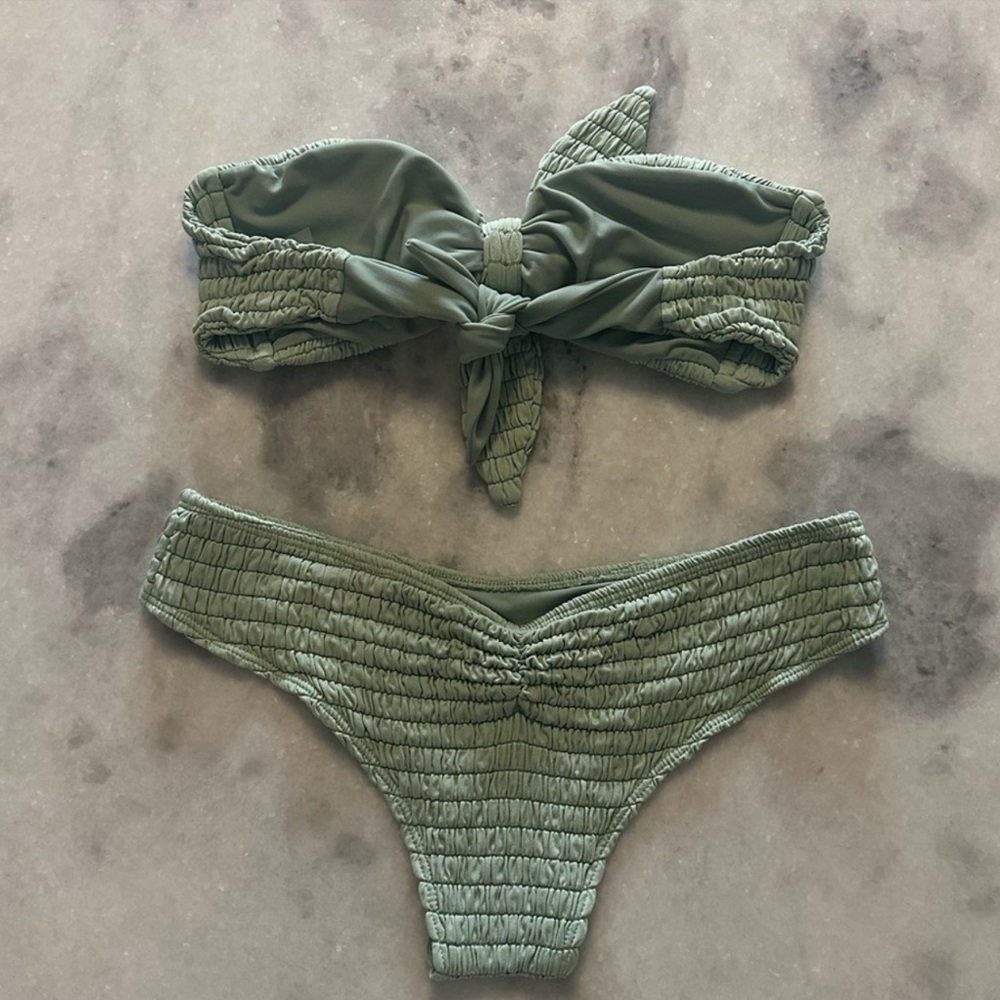 Montce swim green pistachio swim set